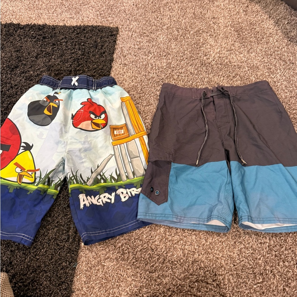 🍎Kids Swim Shorts one angry birds and one multicolor